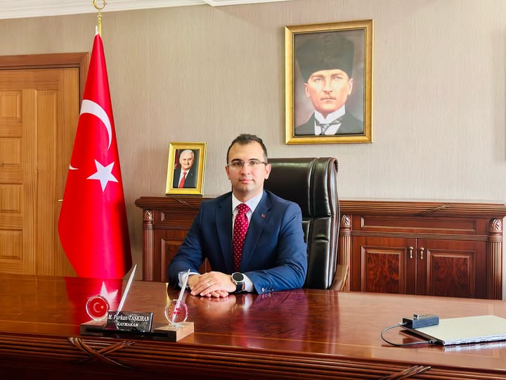 Refahiye Kaymakamı Mehmet Furkan Taşkıran Görevine Başladı