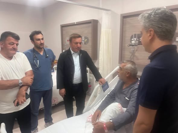 Vali Aydoğdu’dan Kargın Belediye Başkanı Güneş’e Geçmiş Olsun Ziyareti