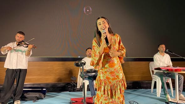 Dörtyol Meydanı’nda Yaz Akşamına Müzik ve Eğlence Damga Vurdu
