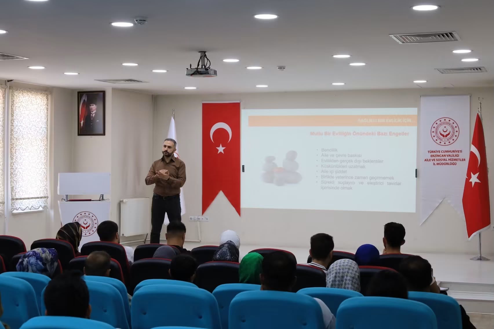 Erzincan’da Evlenecek Genç Çiftlere Destek ve Tebrik