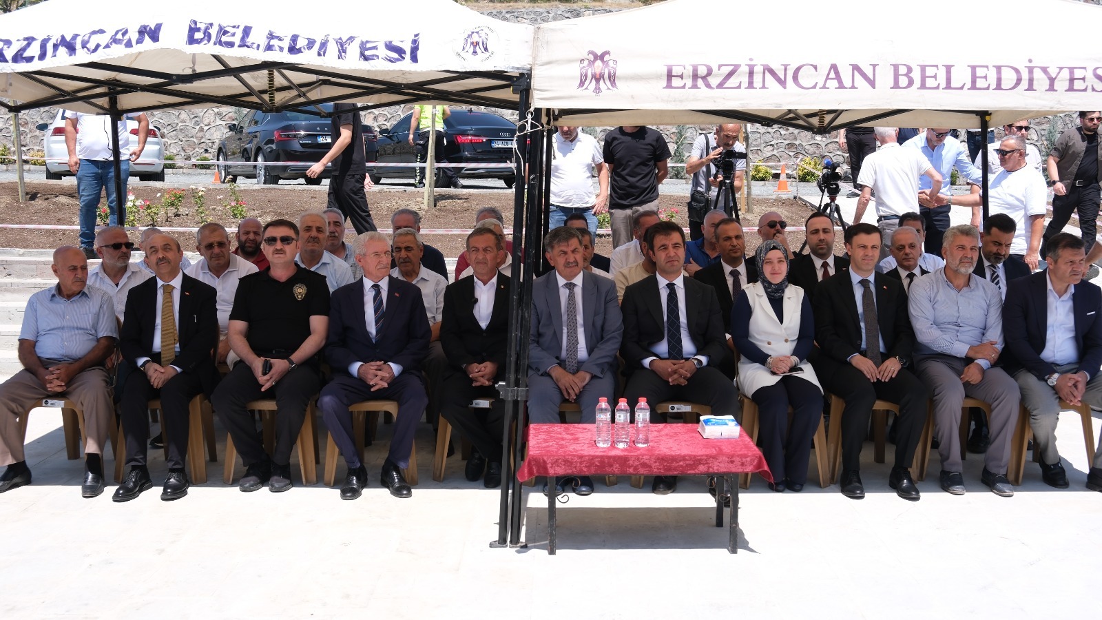 Kahraman Tanoğlu Camii Dualarla İbadete Açıldı