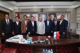 Son Başbakan Binali Yıldırım’dan Çayırlı Belediyesine Ziyaret