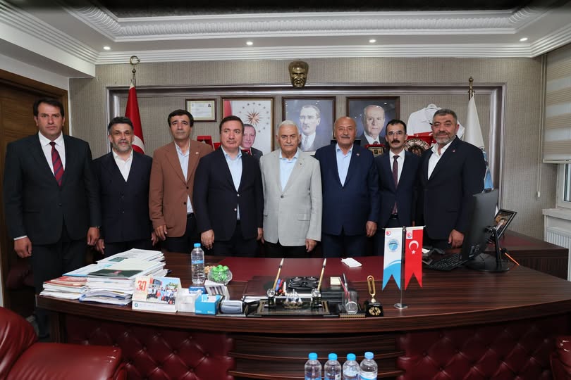 Son Başbakan Binali Yıldırım’dan Çayırlı Belediyesine Ziyaret