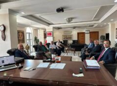 Süleyman Karaman’dan Refahiye Kaymakamı Taşkıran’a Ziyaret