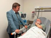 Vali Aydoğdu, Yazar Mustafa Kutlu’yu Hastanede Ziyaret Etti