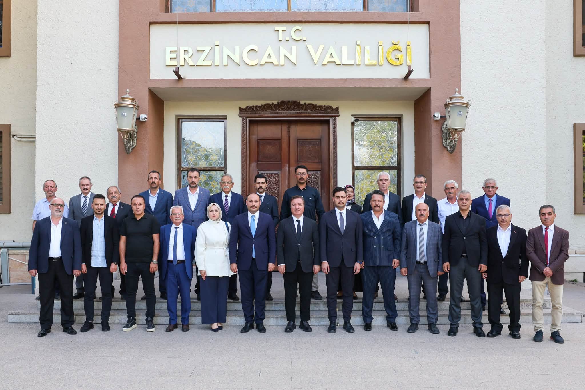 MHP Erzincan İl Başkanlığı’ndan Vali Aydoğdu ve Başkan Aksun’a Ziyaret