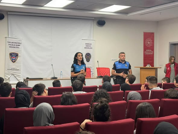 Erzincan Fen Lisesi Öğrencilerine Siber Güvenlik ve Güvenli İnternet Eğitimi