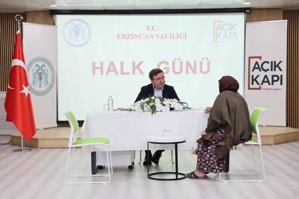 Erzincan’da Halk Günü Buluşması: Vali Aydoğdu 57 Vatandaşın Taleplerini Dinledi