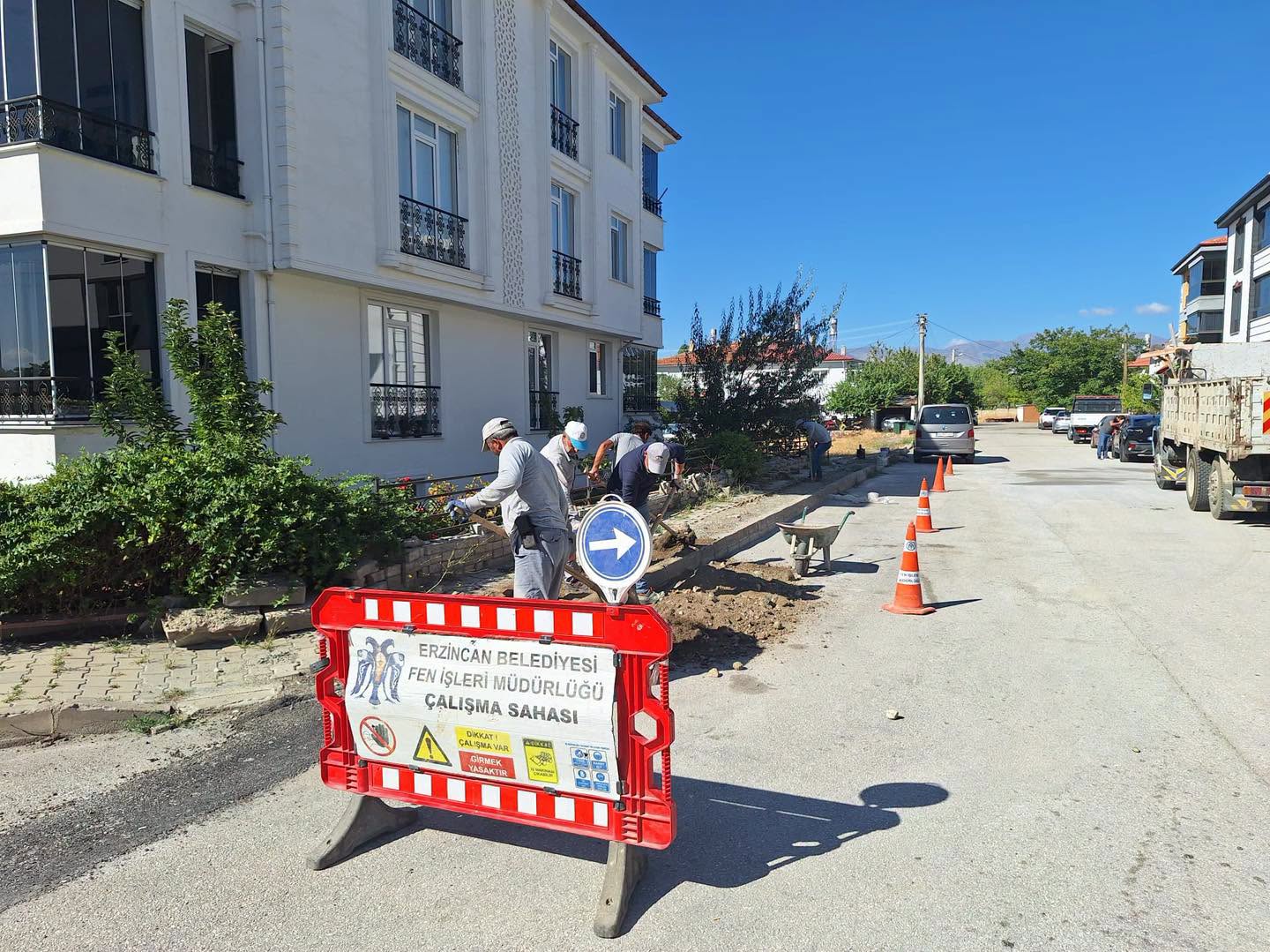 Erzincan’da Kaldırım Çalışmaları Sürüyor