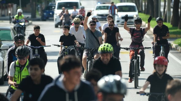 Erzincan’da Sağlıklı Yaşam İçin Pedallar Döndü