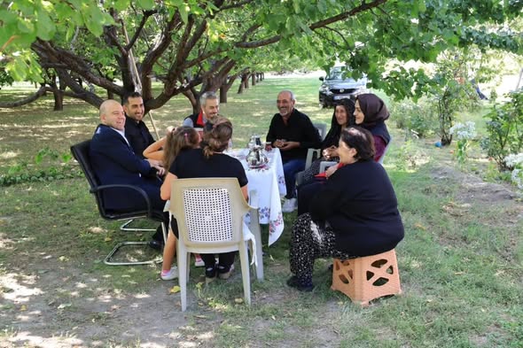 Koruyucu Aile Irmak Çiftine Anlamlı Ziyaret
