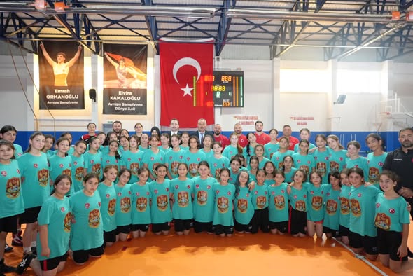Üzümlü’de Milli Takım Güreşçileri İçin Gelişim Kampı