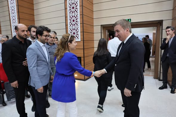 Vali Aydoğdu: “Çocuklarımıza İyi Birer Rol Model Olmalıyız”