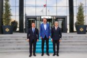 Vali Aydoğdu ve Rektör Kuyrukluyıldız’dan Vakıflar Genel Müdürü Aksu’ya Ziyaret
