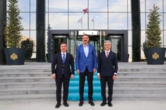 Vali Aydoğdu ve Rektör Kuyrukluyıldız’dan Vakıflar Genel Müdürü Aksu’ya Ziyaret