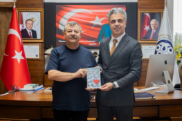 EBYÜ’lü Akademisyenden “Kırık Kalp Sendromu” Üzerine Kitap