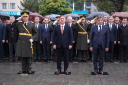 Erzincan’da Cumhuriyet’in 103’üncü Yılı İçin Çelenk Töreni Düzenlendi