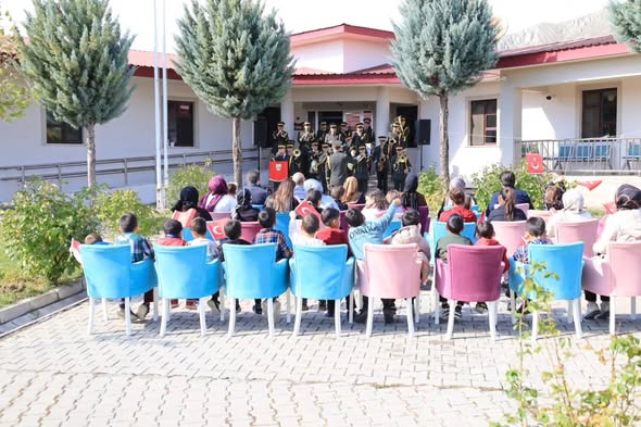 Erzincan’da Kız Çocuklarına Özel Anlamlı Etkinlik