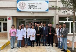 İl Millî Eğitim Müdürü Kartal’dan Üzümlü’deki Okullara Ziyaret