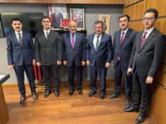Milletvekili Karaman’dan TBMM’de Anlamlı Ziyaretler