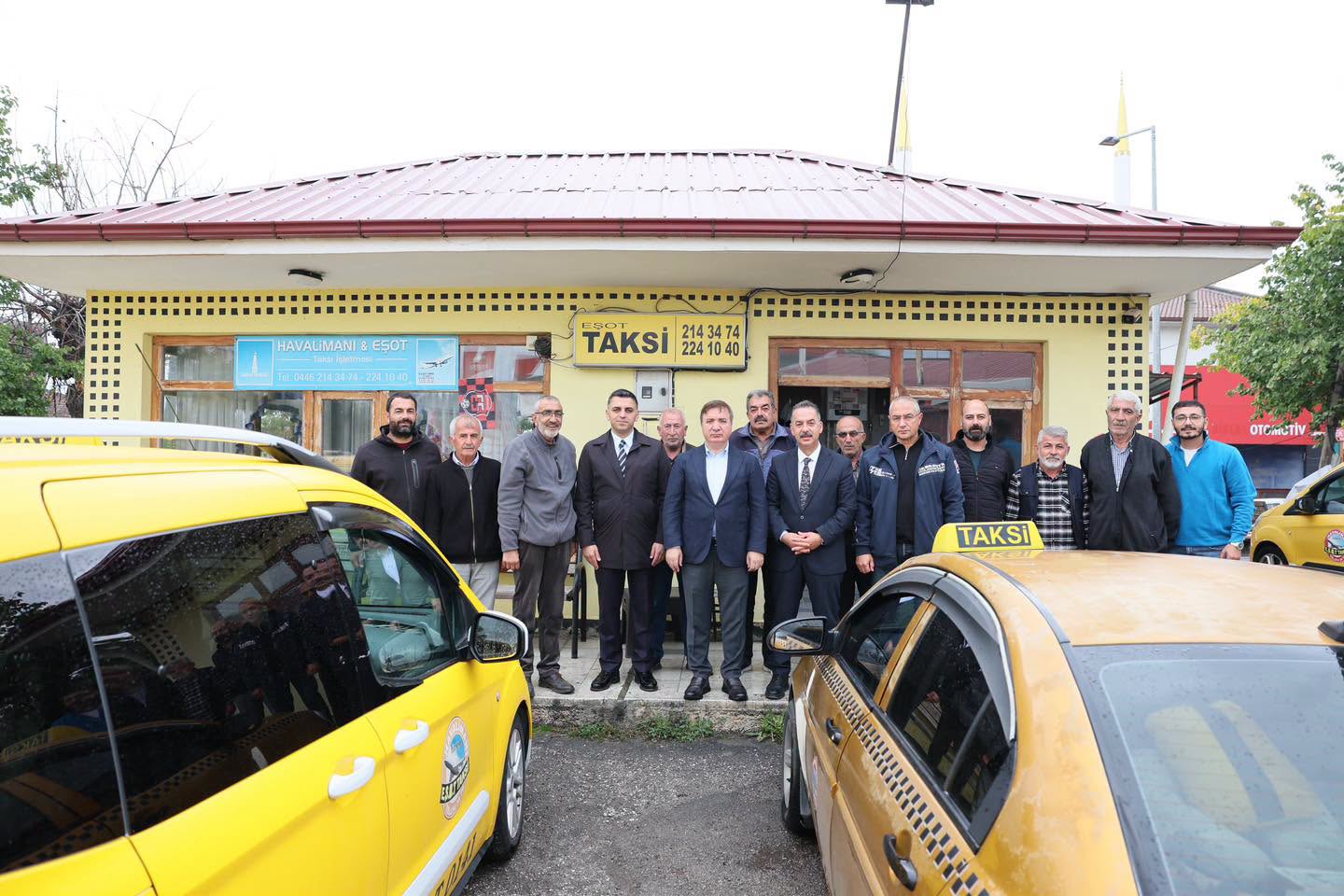 Vali Aydoğdu’dan Taksi Durağı’na Ziyaret